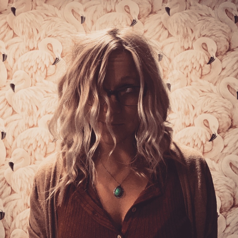 Meet your Posher, Yessica